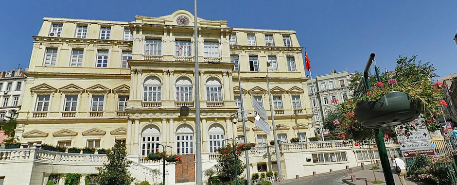 Energy efficiency for EU historic districts' sustainability Energy efficiency for EU historic districts' sustainability